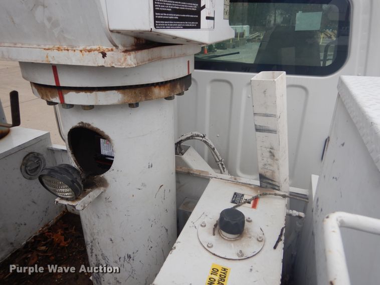 image for item GB9823 2009 Freightliner Business Class M2 bucket truck