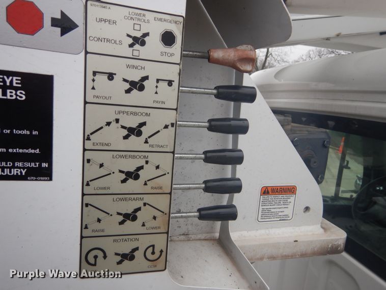 image for item GB9823 2009 Freightliner Business Class M2 bucket truck