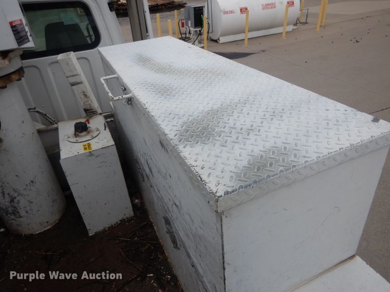 image for item GB9823 2009 Freightliner Business Class M2 bucket truck