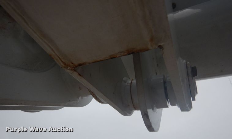 image for item GB9823 2009 Freightliner Business Class M2 bucket truck