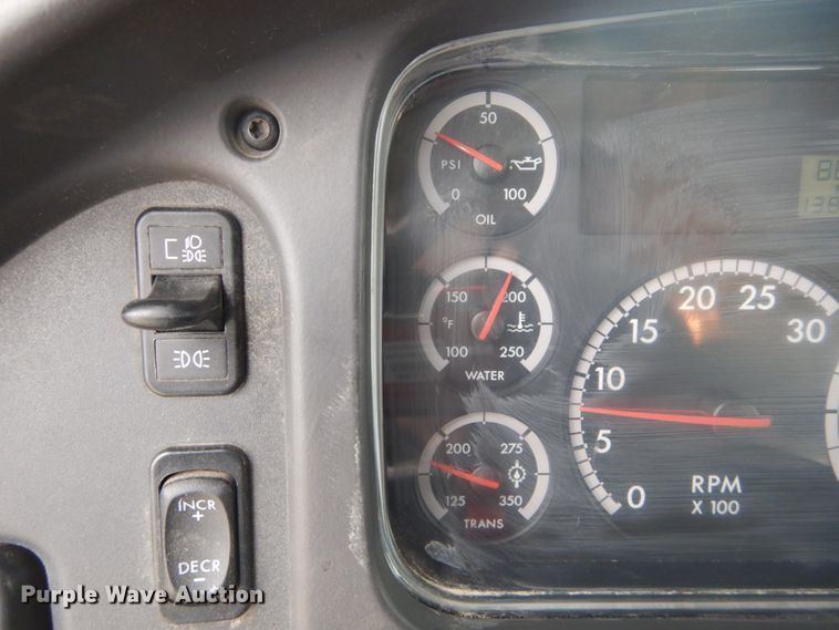 image for item GB9823 2009 Freightliner Business Class M2 bucket truck