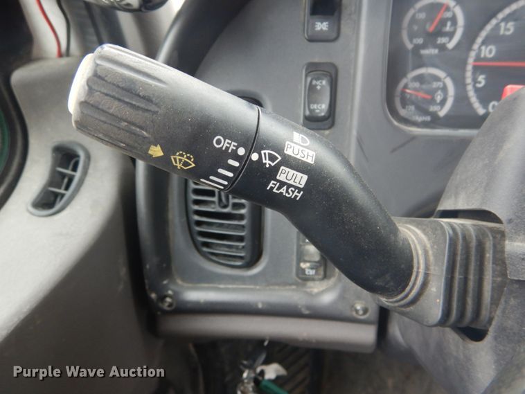 image for item GB9823 2009 Freightliner Business Class M2 bucket truck