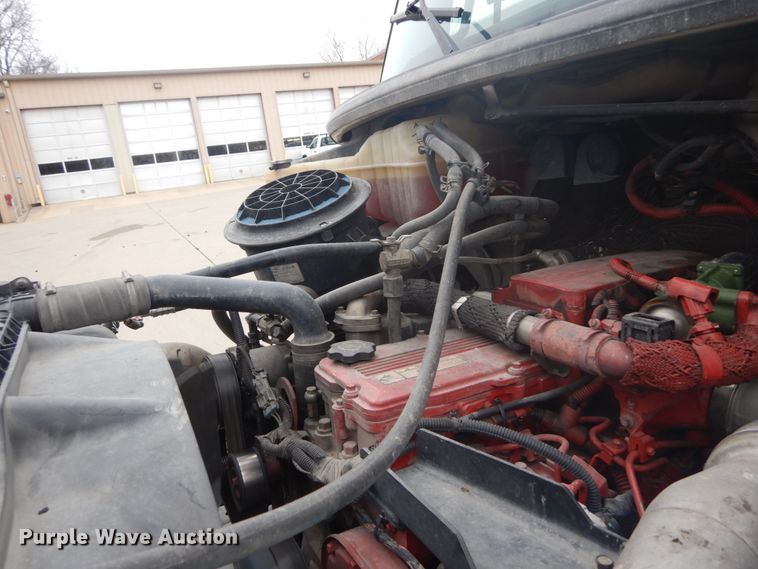 image for item GB9823 2009 Freightliner Business Class M2 bucket truck