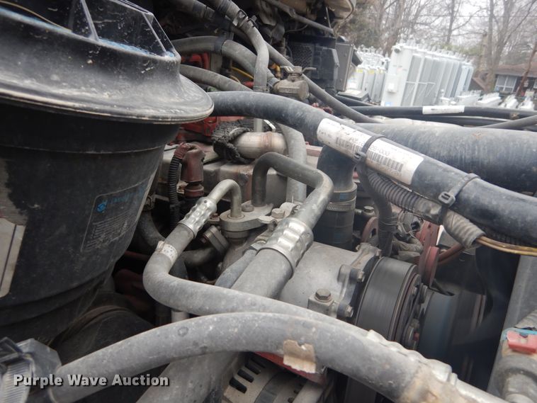 image for item GB9823 2009 Freightliner Business Class M2 bucket truck