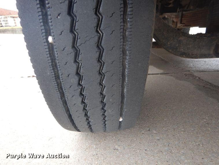 image for item GB9823 2009 Freightliner Business Class M2 bucket truck