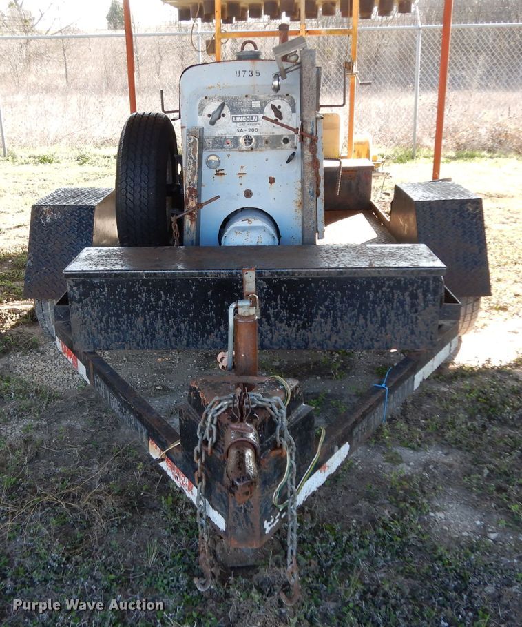 image for item GE9250 1979 Lincoln Pipeliner shield arc DC welder