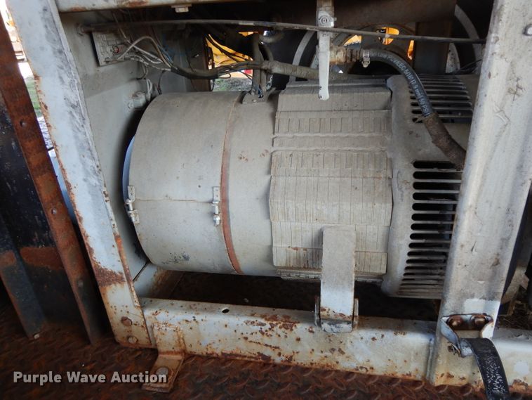 image for item GE9250 1979 Lincoln Pipeliner shield arc DC welder