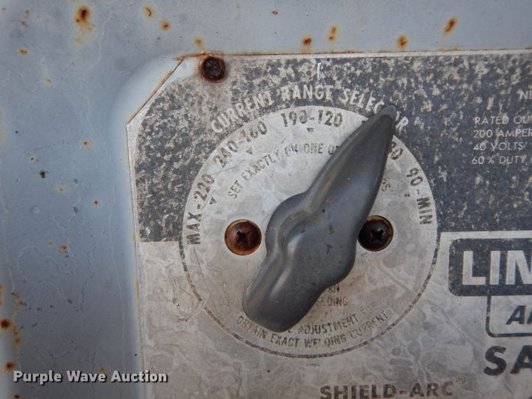 image for item GE9250 1979 Lincoln Pipeliner shield arc DC welder