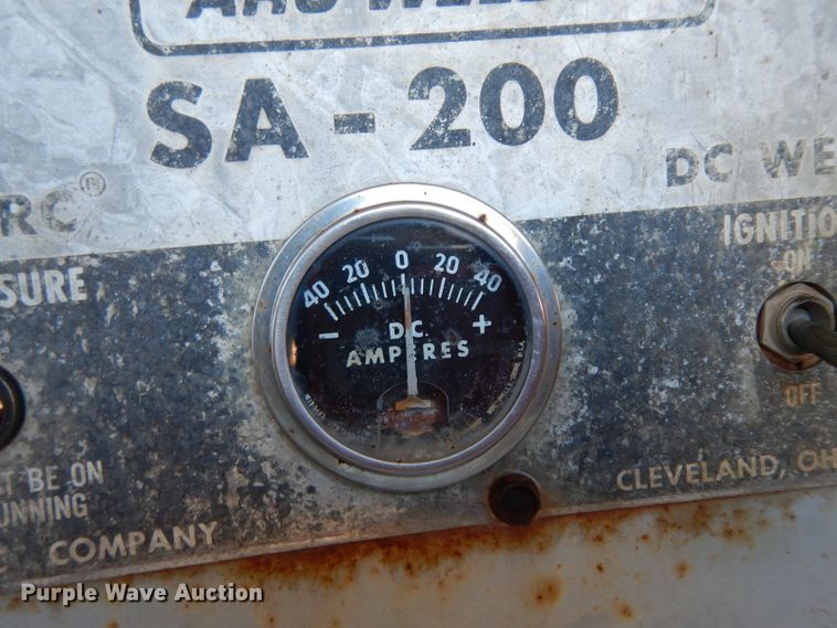 image for item GE9250 1979 Lincoln Pipeliner shield arc DC welder