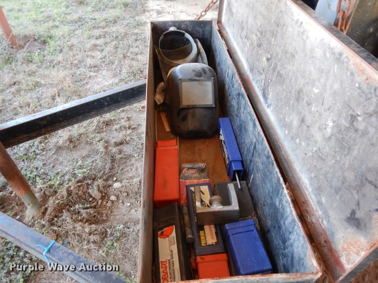 image for item GE9250 1979 Lincoln Pipeliner shield arc DC welder