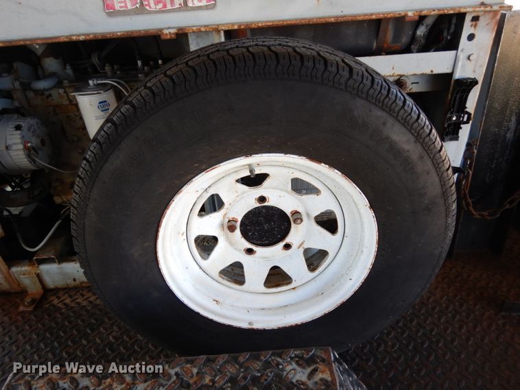 image for item GE9250 1979 Lincoln Pipeliner shield arc DC welder