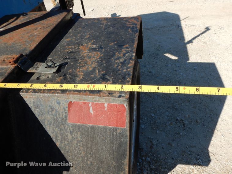 image for item GE9251 Miller Bobcat 225G welder