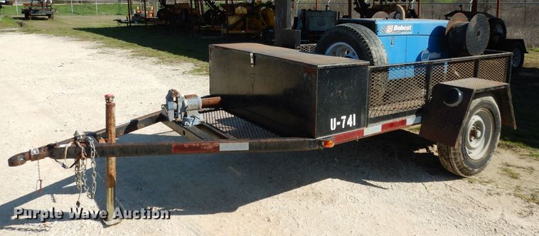 image for item GE9252 Miller Bobcat 250 welder