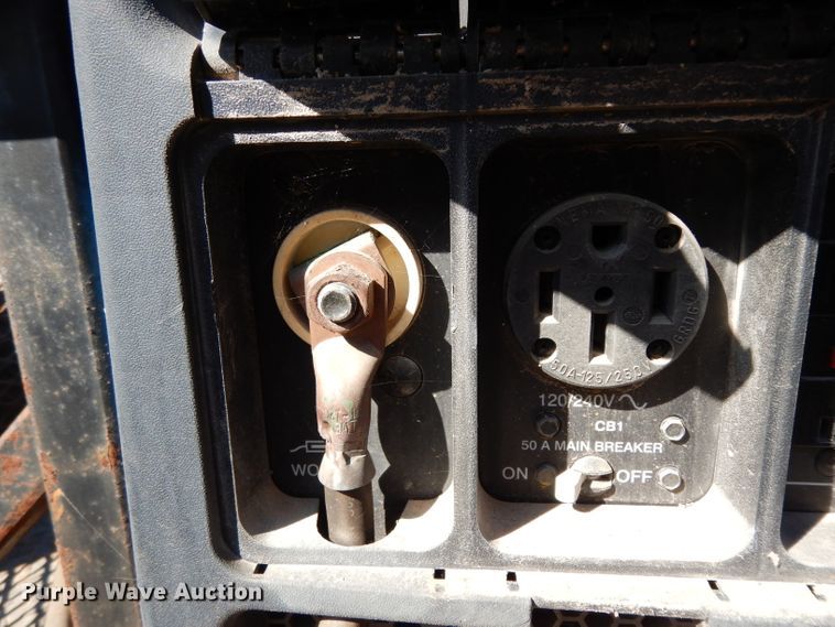 image for item GE9252 Miller Bobcat 250 welder