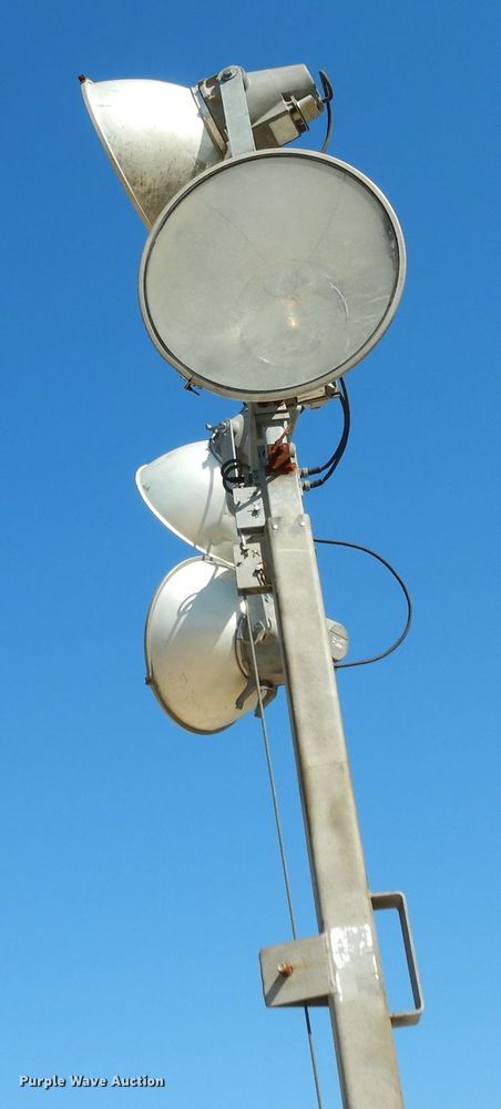 image for item GE9253 Terex Amida light plant