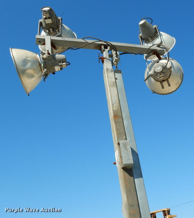 image for item GE9253 Terex Amida light plant