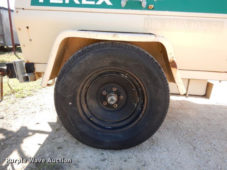 image for item GE9253 Terex Amida light plant