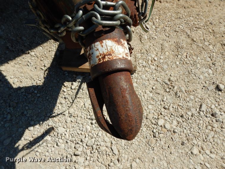 image for item GE9255 1994 Wells TW101 enclosed cargo trailer