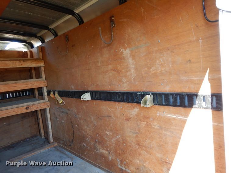 image for item GE9255 1994 Wells TW101 enclosed cargo trailer