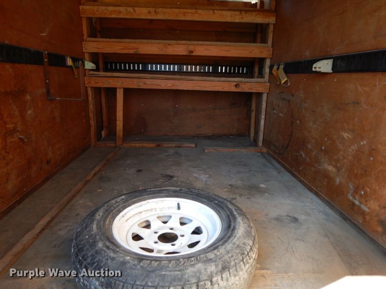 image for item GE9255 1994 Wells TW101 enclosed cargo trailer