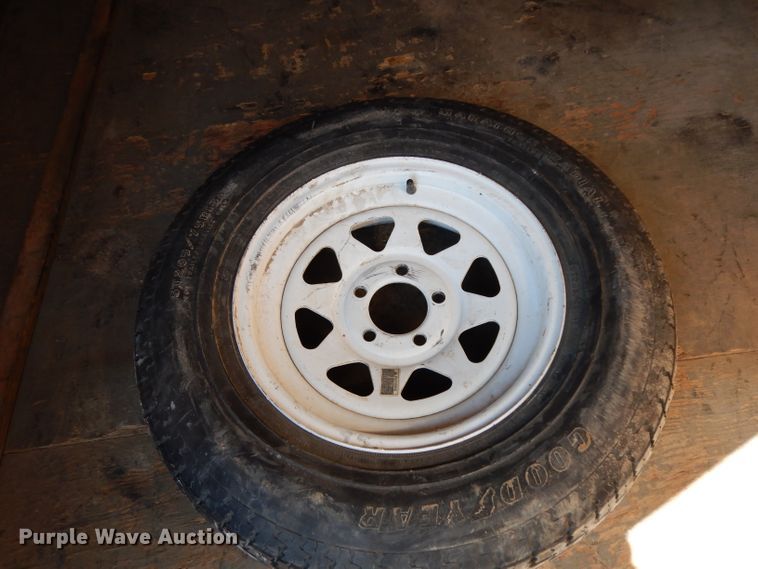 image for item GE9255 1994 Wells TW101 enclosed cargo trailer