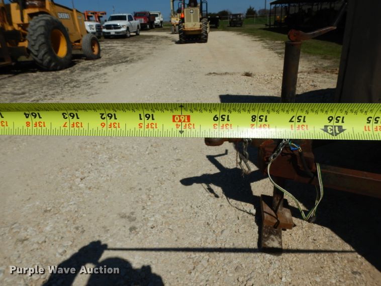 image for item GE9255 1994 Wells TW101 enclosed cargo trailer