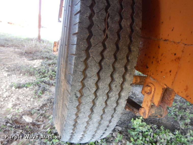 image for item GE9258 1979 Case TF300 trencher