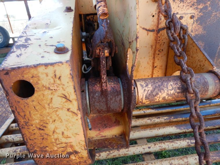 image for item GE9259 1979 Case TF300 trencher