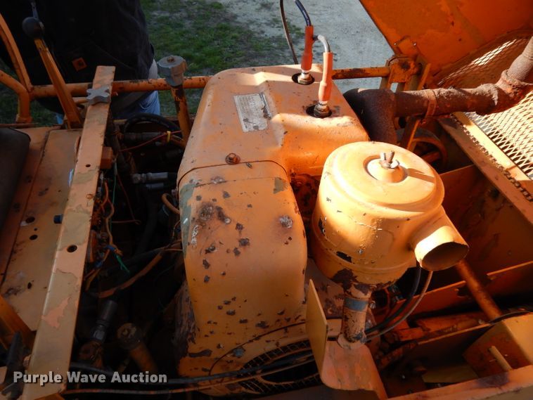 image for item GE9259 1979 Case TF300 trencher