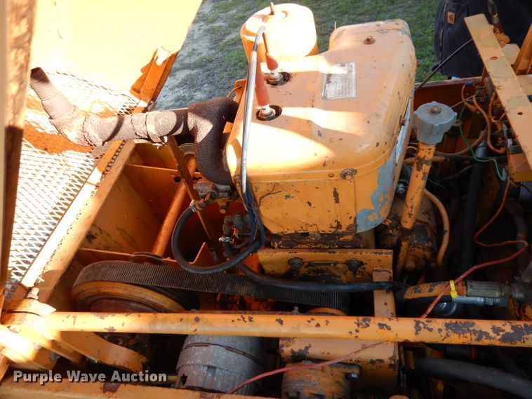 image for item GE9259 1979 Case TF300 trencher