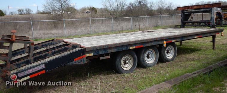 image for item GE9260 1998 shop built equipment trailer