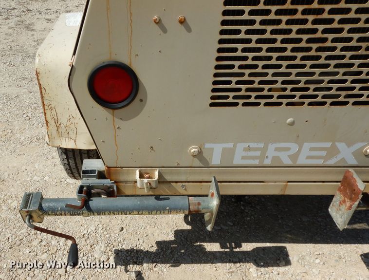 image for item GE9262 1999 Terex Amida AL4000 light plant