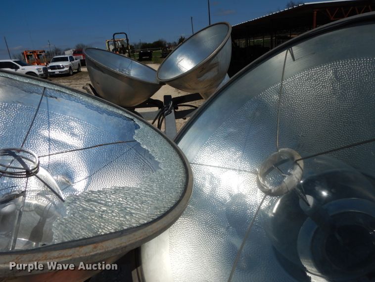 image for item GE9262 1999 Terex Amida AL4000 light plant