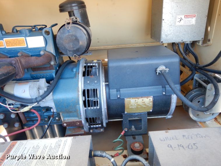 image for item GE9262 1999 Terex Amida AL4000 light plant