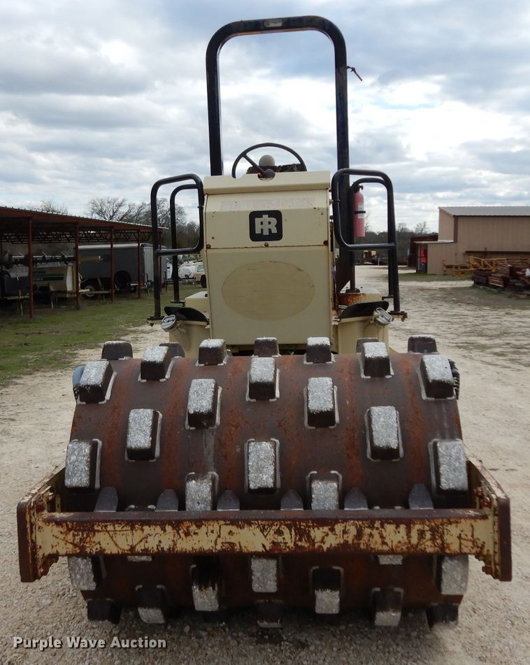 image for item GE9265 1997 Ingersoll Rand SD-40 single drum vibratory roller