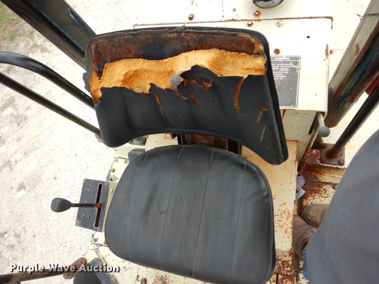 image for item GE9265 1997 Ingersoll Rand SD-40 single drum vibratory roller