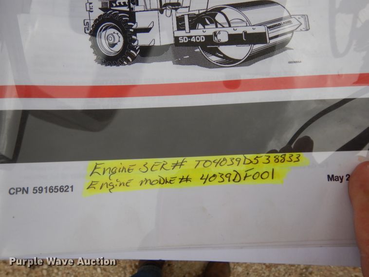 image for item GE9265 1997 Ingersoll Rand SD-40 single drum vibratory roller