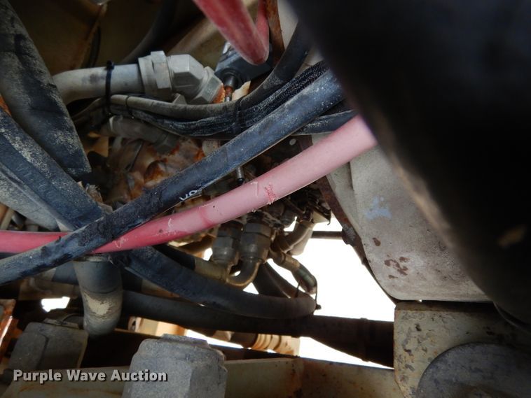 image for item GE9265 1997 Ingersoll Rand SD-40 single drum vibratory roller