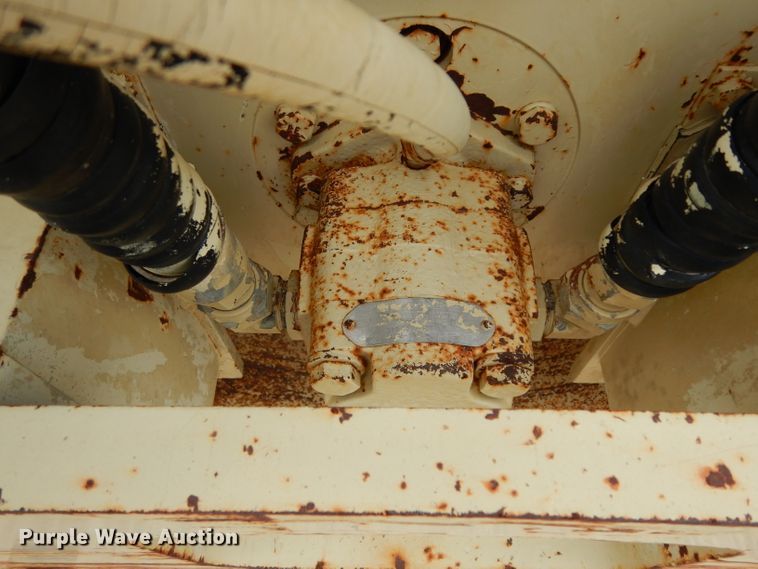 image for item GE9265 1997 Ingersoll Rand SD-40 single drum vibratory roller