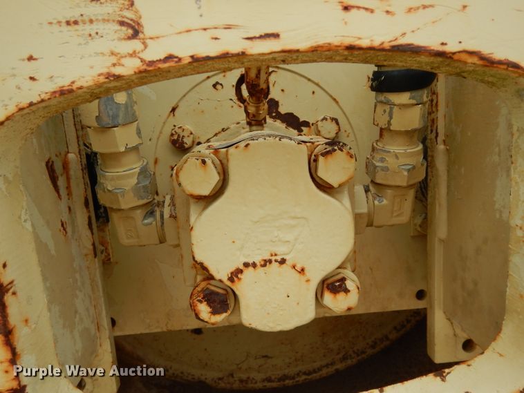 image for item GE9265 1997 Ingersoll Rand SD-40 single drum vibratory roller