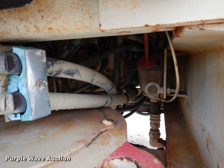 image for item GE9265 1997 Ingersoll Rand SD-40 single drum vibratory roller