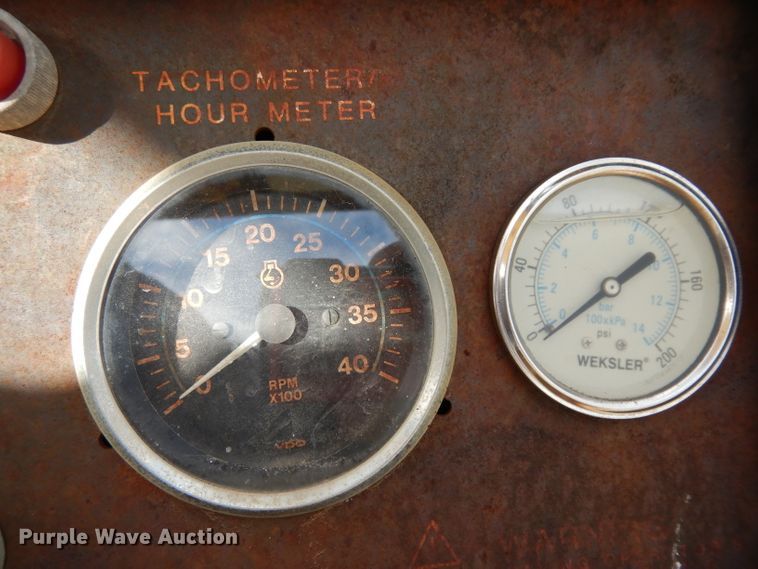 image for item GE9266 1992 Ferguson SP-1118 pneumatic roller