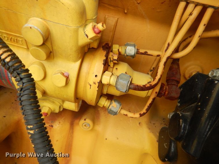 image for item GE9266 1992 Ferguson SP-1118 pneumatic roller