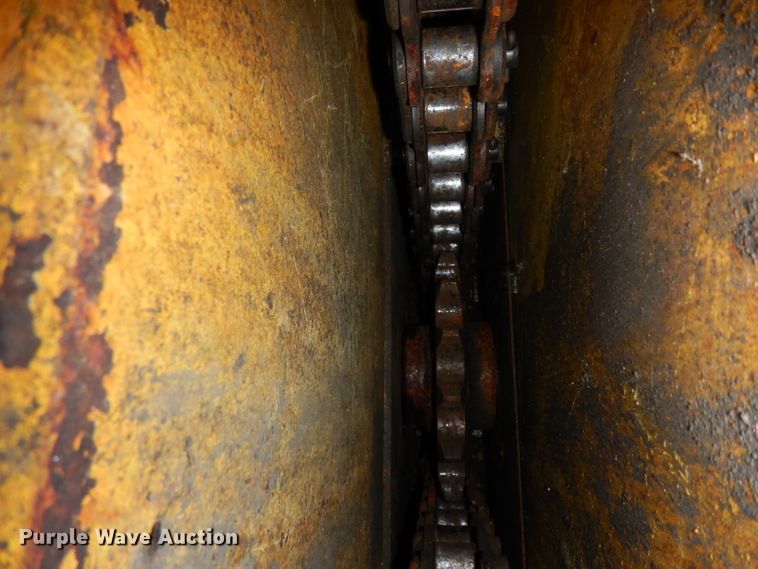 image for item GE9266 1992 Ferguson SP-1118 pneumatic roller