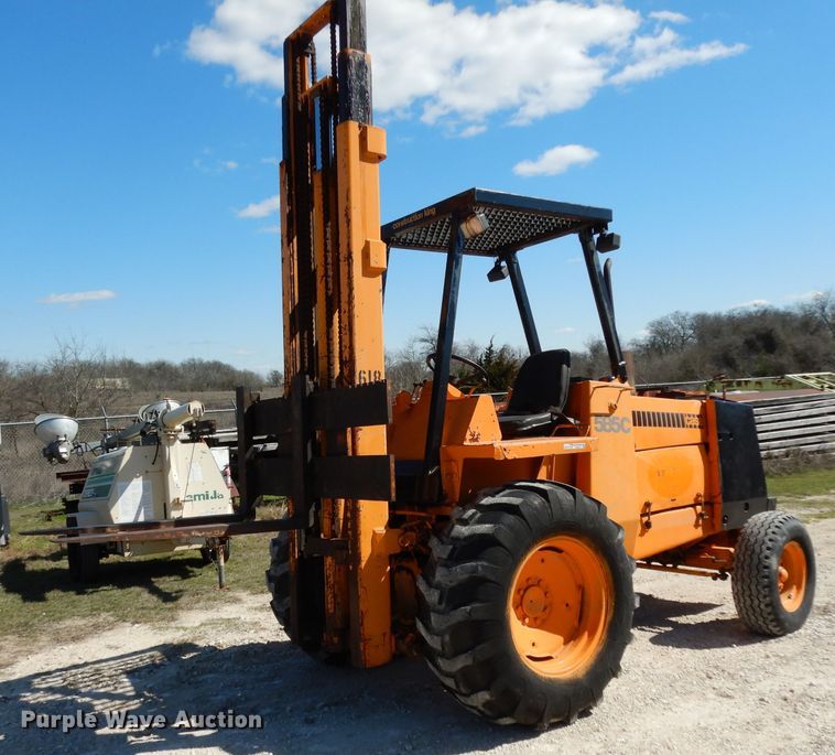 image for item GE9271 1979 Case 585C forklift