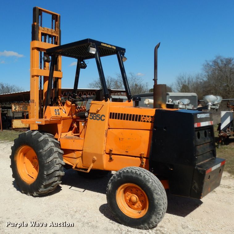 image for item GE9271 1979 Case 585C forklift