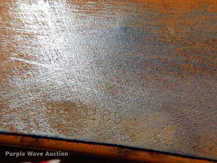 image for item GE9271 1979 Case 585C forklift