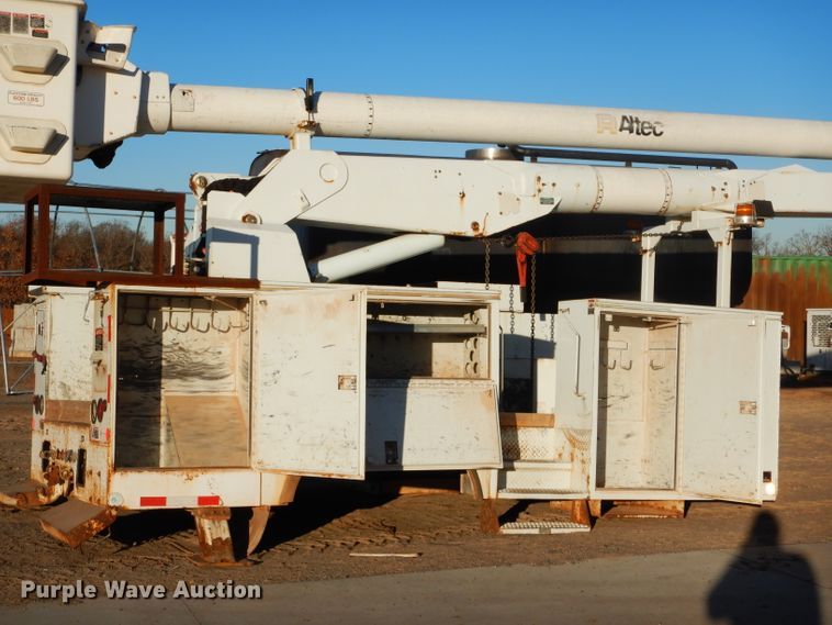 image for item GF9969 Altec bucket truck bed