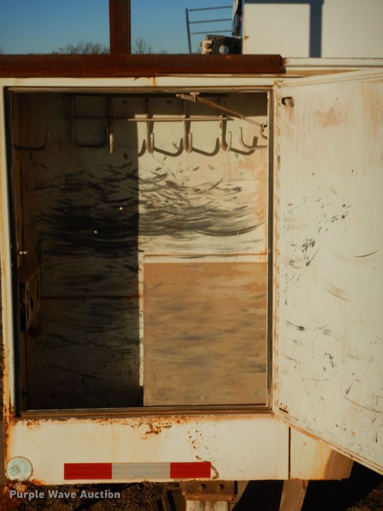 image for item GF9969 Altec bucket truck bed