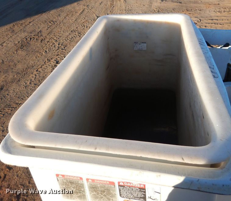 image for item GF9969 Altec bucket truck bed